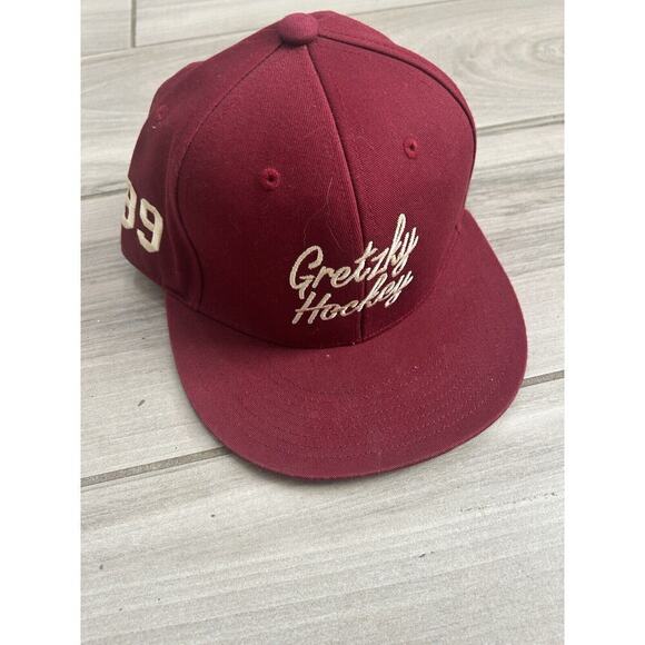 Adidas Gretzky Hockey School Snapback Red Hat 99 Embroidered - Picture 1 of 2